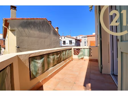 vente saint-raphaël deux appartements de rapport en centre v