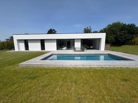a vendre maison proche landivisiau 5 pièces 112.21 m2