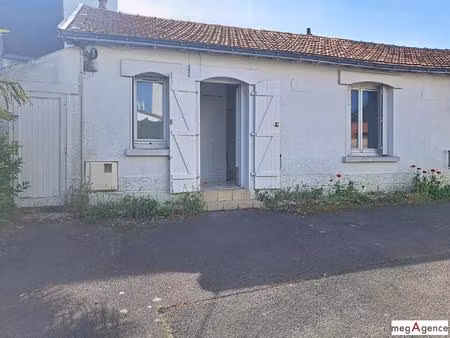 rare à nantes – charmante petite maison de plain-pied lumineuse avec stationnement