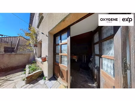 a vendre ensemble de 2 maisons attenantes 140m2 à renover