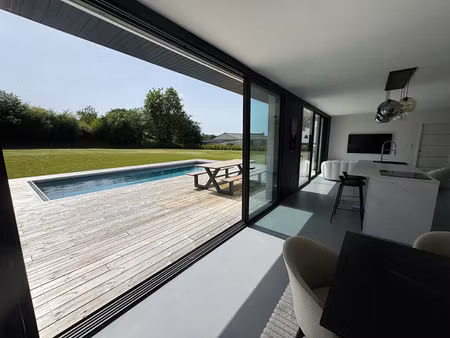 a vendre maison proche landivisiau 5 pièces 112.21 m2