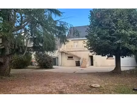 location appartement  m² t-5 à la chapelle-vendômoise  977 €