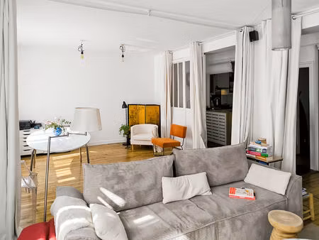 loction t2 meuble au thabor avec terrasse et cave