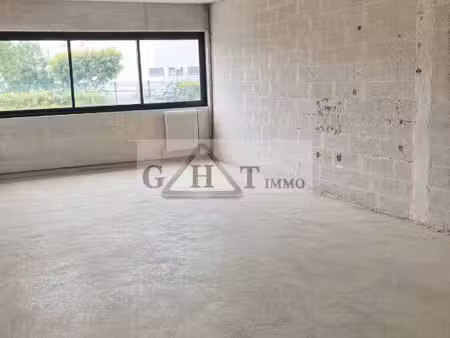 location bureaux buc 78530 90m²