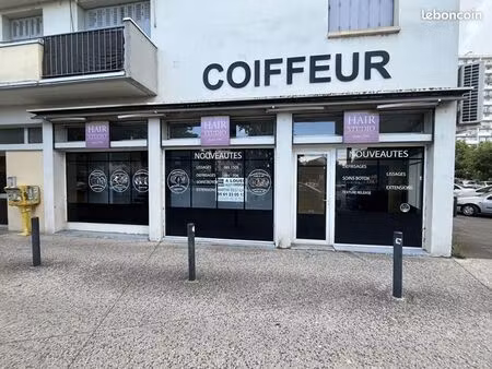 local commercial 54 m²