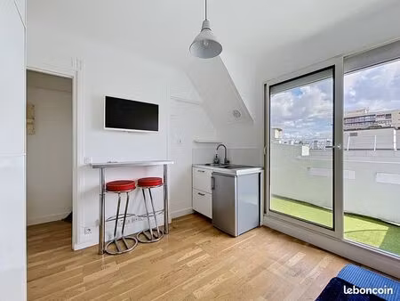 studio avec terrasse