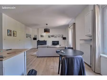 appartement 2 pièces 63 m²