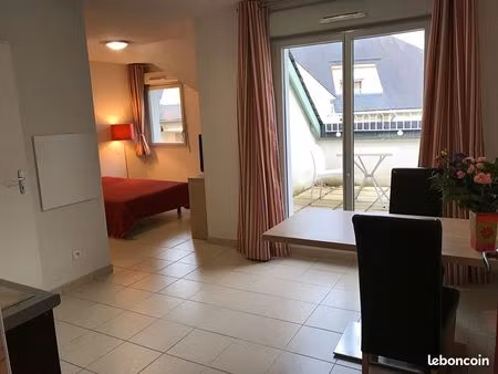studio 1 pièce 28 m²