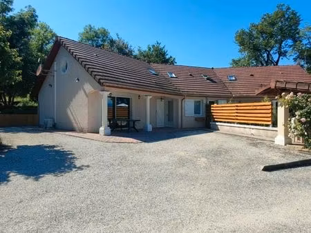 maison  91 m2  3 pièces