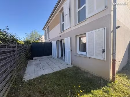 maison 3 pièces 61 m²