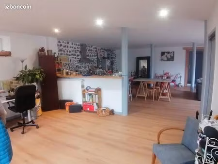 charmant f3 de 100m²