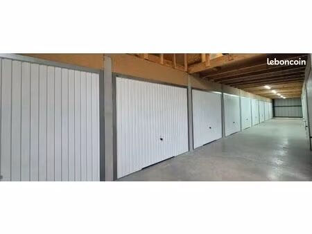 box de stockage garde meuble
