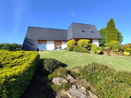maison de 136 m² à pontmain