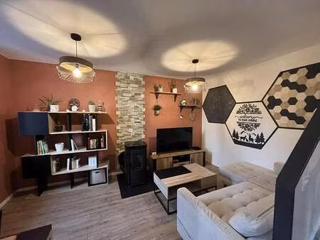 location maison meublé à pleyben (29190) : à louer meublé / 56m² pleyben