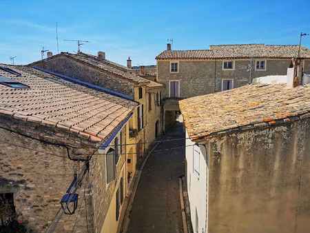 appartement t2 de 48 m² situé au coeur de caumont sur durance