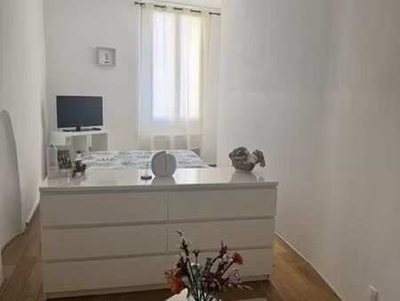 t3 - 76m ²