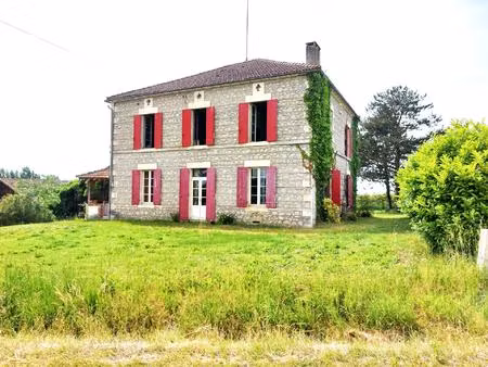 maison de campagne avec dépendance