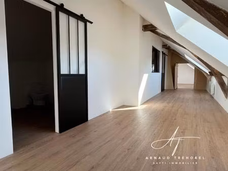 à louer – longère rénovée 188 m² – daumeray/durtal