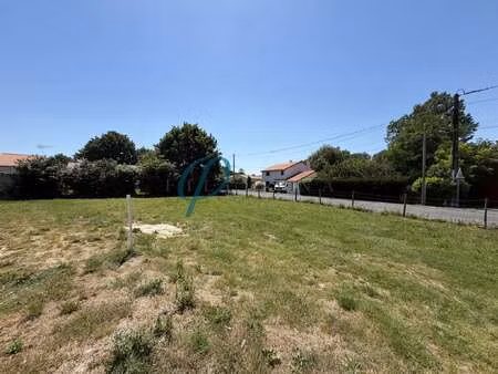 vente terrain à gesté (49600) : à vendre / gesté