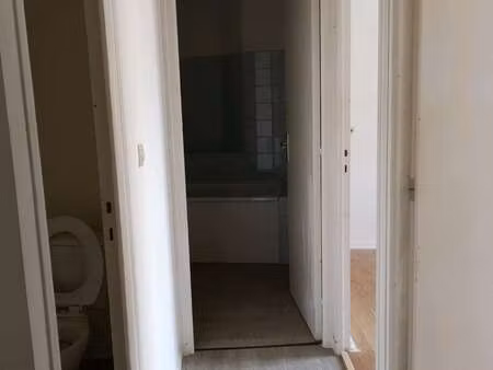 location appartement 3 pièces à bayeux (14400) : à louer 3 pièces / 49m² bayeux