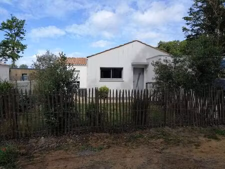 location maison à saint-hilaire-de-riez (85270) : à louer / 87m² saint-hilaire-de-riez