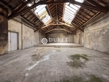 bâtisse de caractère 1900 – 191 m² au coeur du bourg avec s