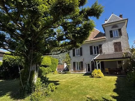 maison de 10 pièces de luxe en vente à vizille  auvergne-rhône-alpes
