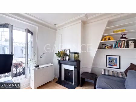 appartement 2 pièces à paris (75012) dernier etage  charme