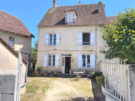 maison de village avec cour et grange