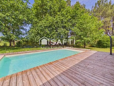 maison 120m² avec piscine dans un écrin de verdure