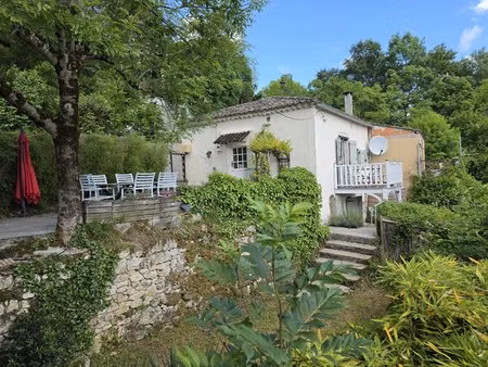 charmante maison en pierre rénovée avec jardin et dépendance à roquecor – tarn-et-garonne