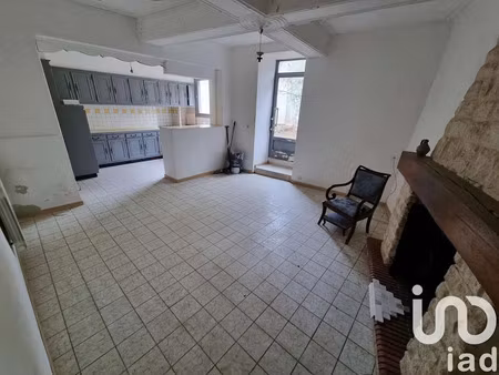 vente maison 8 pièces 192 m² à thénezay (79390)  70 000 €