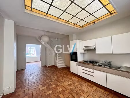 à louer maison 83 35 m² – 1 004 € |lille