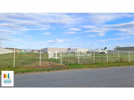 terrain industriel à vendre 11 393 m² châtellerault nord