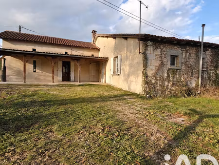vente maison 5 pièces 130 m² à saint-quentin-de-chalais (16210)  97 000 €