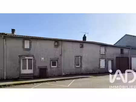 vente maison 5 pièces 120 m² à vernoux-en-gâtine (79240)  110 500 €