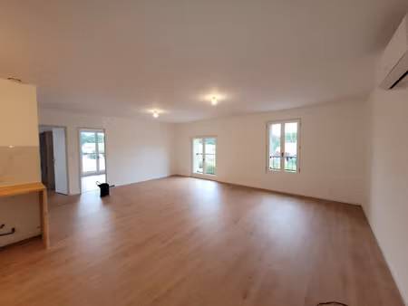 location appartement 3 pièces 71m² fleury 11560