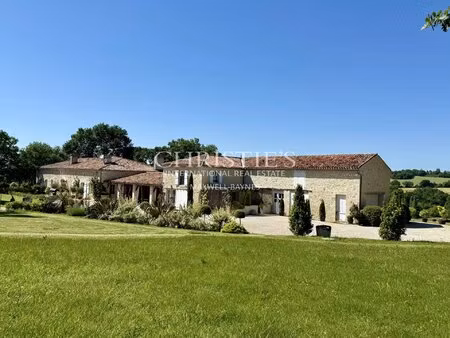 well presented ﻿chartreuse with wide ranging views across the gers countryside with id 358