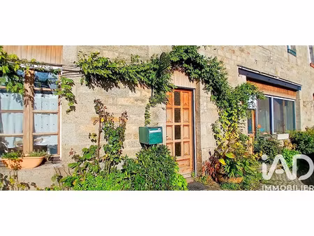 vente maison 12 pièces 211 m² à bourbriac (22390)  136 990 €