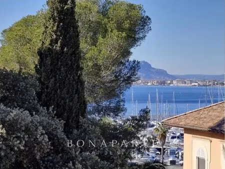 saint raphael / santa lucia - appartement rénové - terrasse 22 m²