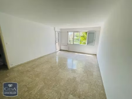 appartement à louer 3 pièces 74.92 m² - sanary-sur-mer (83) - 1 020€
