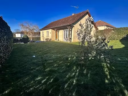 vente maison 5 pièces 90 m² à mainsat (23700)  145 000 €