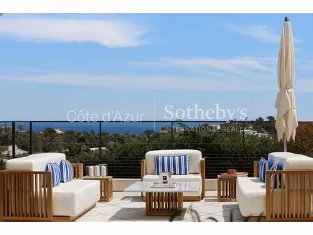 grimaud  mas provençal rénové avec vue mer dans domaine sécurisé