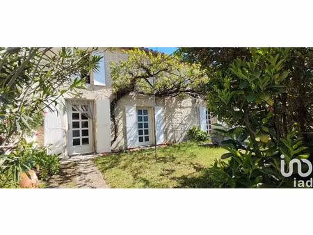 vente maison 8 pièces 214 m² à prissé-la-charrière (79360)  154 000 €