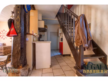 maison en pierre chaleureuse avec jardin au cœur de pampelonne