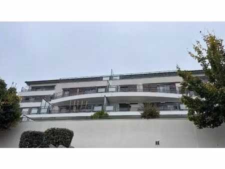 location appartement 2 pièces 44m² chamalieres 63400