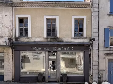 immeuble à tulette (26790)