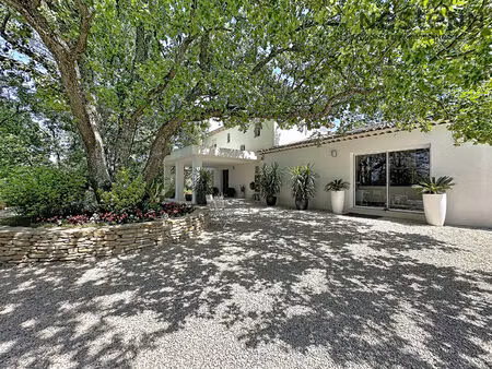 à vendre propriété d'exception à peynier deux habitations
