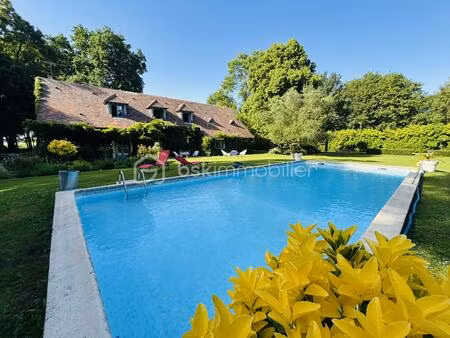 maison de 383 m² à cormery