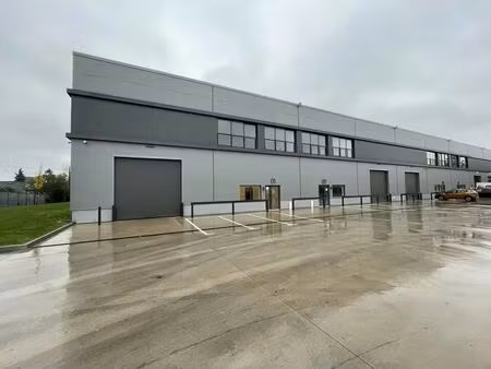 location local d’activités les pavillons sous bois 93320 620m² à 1240m²